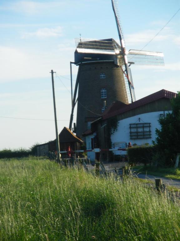 La Vallee Des Trois Monts Saint-Sylvestre-Cappel Экстерьер фото